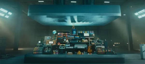 Новая реклама iPad Pro от Apple вызвала недовольство зрителей — не все вращается вокруг “цифры”