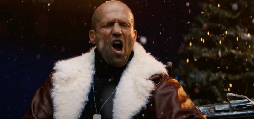 Джейсон Стэйтем разносит подарки из танка в ролике к новому событию World of Tanks