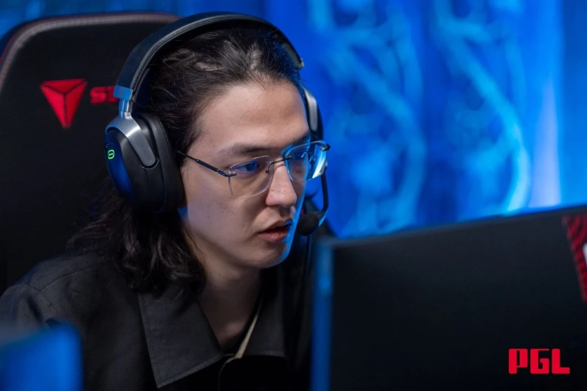 Игрок Yandex по Dota 2 восхищен от скилла MOUZ и объяснил почему их нереально перебанить